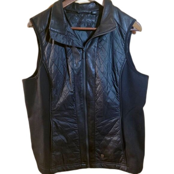Harley-Davidson Jackets & Blazers - Harley Davidson Motorcycle XL Black Quilted Faux Leather Vest Stretch Panels